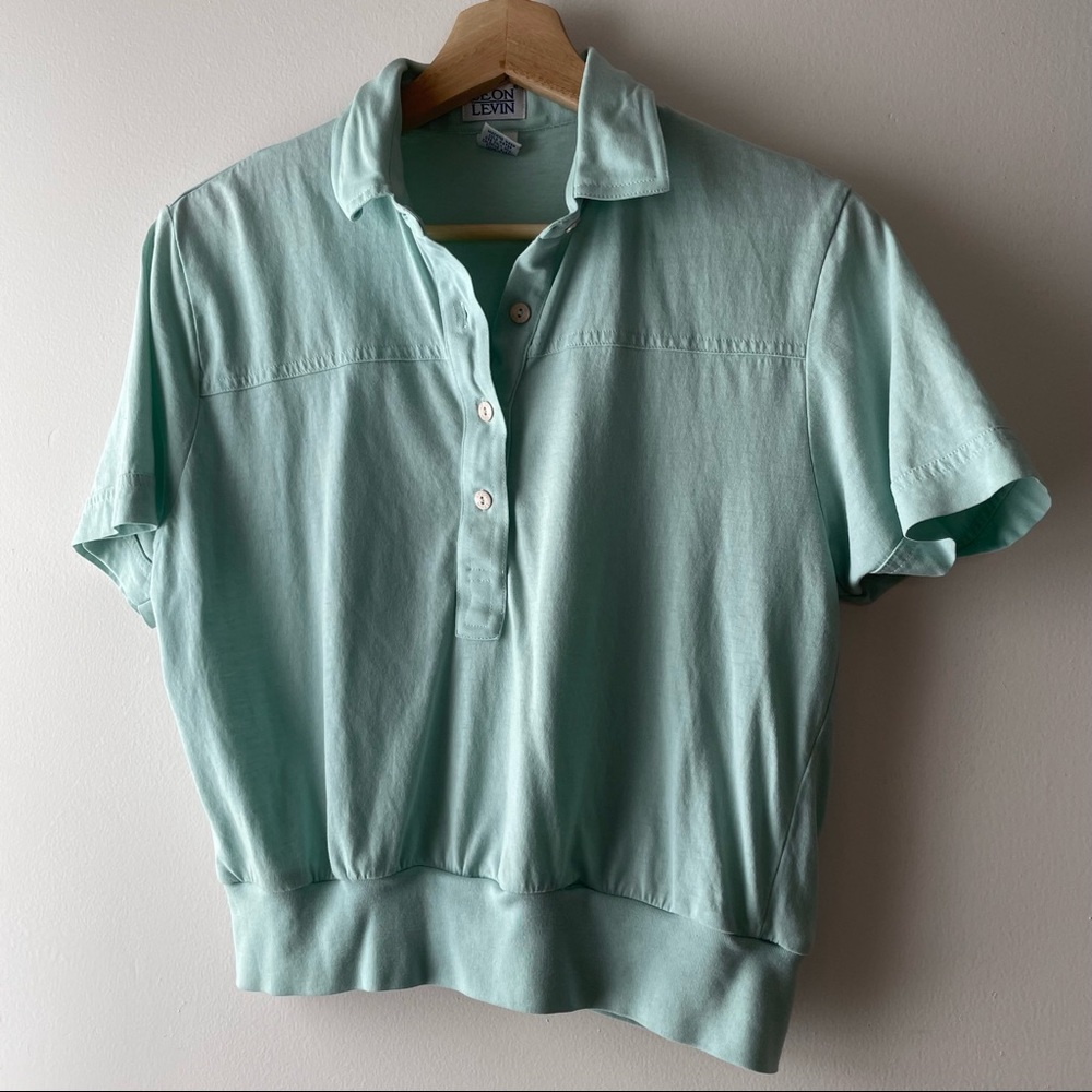 LEON LEVIN VTG MINT COLLARED BUTTONED TOP